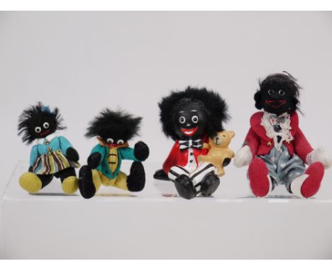 Hermann Teddy Bear - A collection to include 4 figures, 1 figure is ceramic. They appear Good to Excellent. (This does not co