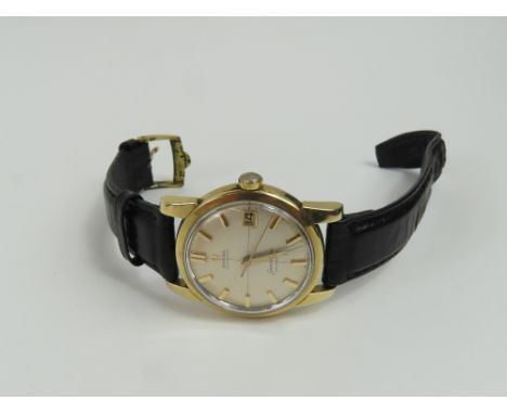 Omega - a vintage gentleman's Seamaster Calendar automatic wristwatch, the off white dial with gold baton hour markers and ha