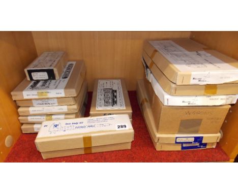 FOURMILL MODEL RAILWAY KITS,DNS MODEL ,MALLARD AND STEPHEN POOLE  MODELLING KITS