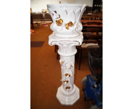 Ceramic jardiniere stand with pot 