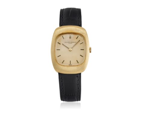 VACHERON & CONSTANTIN REF. 2019 IN GOLD, 60s - Case: signed, n. 464496, 18K gold, snap-on caseback. Bracelet/Strap: – Dial: s