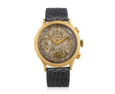 EBERHARD & CO PRE-EXTRA FORT IN GOLD, 40s - Case: signed, n. 204938, 18K gold, hinged bezel and caseback, olive pushers. Brac