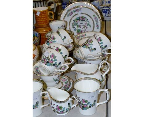 A Duchess Indian Tree pattern tea service