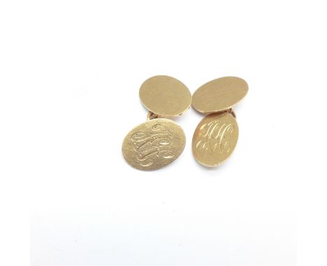 A pair of 9ct gold cufflinks, 8.5g