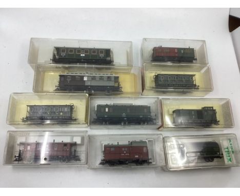 Fleischmann and TRIX Model railway interest-10 boxed plastic cases and contents appear excellent -Please see references for t
