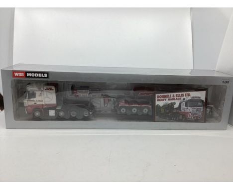 Fine model truck collection WSI Models extended length white red Donnell and Ellis white/red model boxed and unused truck (1)