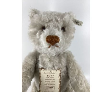 Steiff 1911 replica teddy bear British collectors Bear 406645 made in 1992 &nbsp;exceptional vintage white &nbsp;mohair teddy