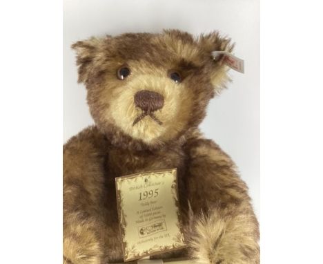 Steiff British collectors bear 1995 Brown tipped issue number 654404 no 1820/3000 ltd edt , boxed with all paperwork and unus