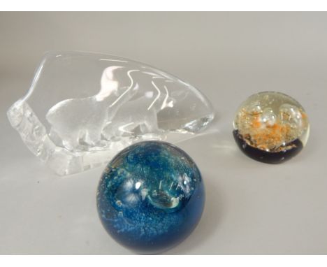 Three items of Art glass, a Mats Johansson Polar Bear paperweight, two Caithness paperweights, Sun Dance and Spindrift.