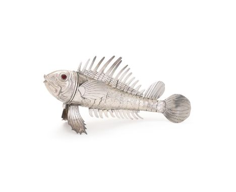 A SPANISH SILVER ARTICULATED MODEL OF A LION FISH LOPEZ, MADRID, POST 1934 .915 STANDARD The hinged head with red glass eyes 
