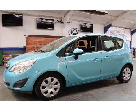 Make &amp; Model: Vauxhall Meriva ExclusiveDate of Reg: EF11 ZXHColour: Bluecc: 1248MoT: 28-06-2021Fuel Type: DIESELMileage: 