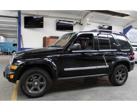 Make &amp; Model: Jeep Cherokee Limited CRDDate of Reg: LA56 RKKColour: Blackcc: 2776MoT: 15-07-2022Fuel Type: DIESELMileage:
