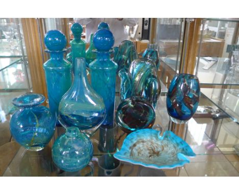 Eight pieces of Medina glass and another glass item, most pieces in good condition, damage to vases with one repaired