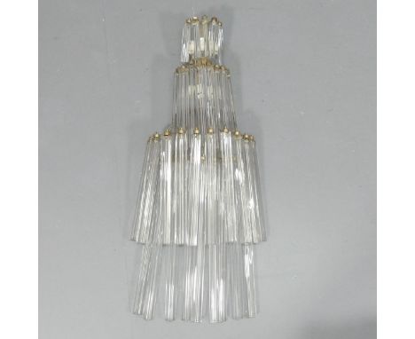 A mid-century Italian Murano glass wall light fitting in the manner of Pia Guidetti Crippa. Overall drop 104cm.Four tiers of 