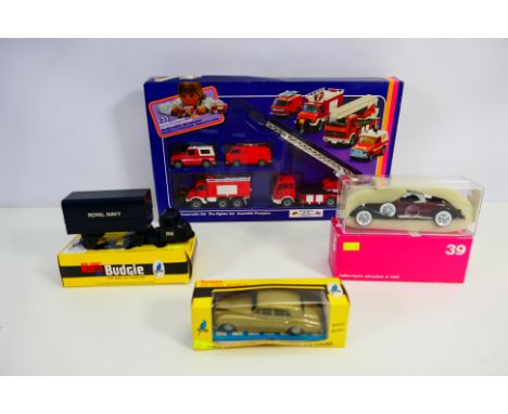 Siku - Budgie - Rio - a collection of boxed diecast models to include Budgie Scammell Scarab in Royal Navy Livery #677, Budgi