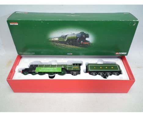 Corgi - A boxed Limited Edition 1;50 scale Corgi CC99902 coldcast 'Flying Scotsman and tender. The model appears to be in Min