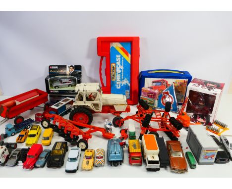 Matchbox - Dinky Toys - Corgi Toys - Ertl - Others - A collection of predominately unboxed and playworn diecast model vehicle