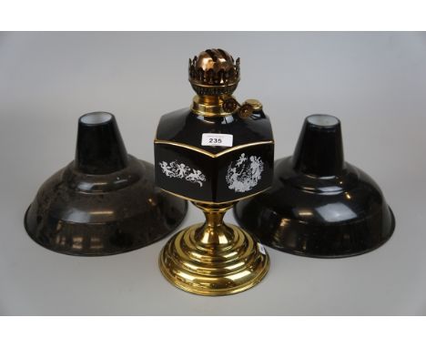 Oil lamp together with 2 enamel shades 