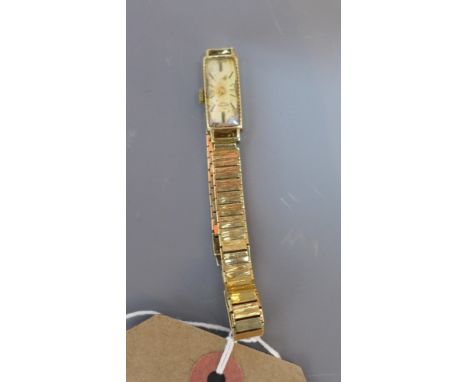 A 9ct gold ladies Rotary wristwatch with bracelet