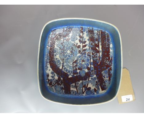 A Royal Copenhagen 'fajance' pattern ceramic square dish with floral decoration and stamped to base with makers initials. 27x