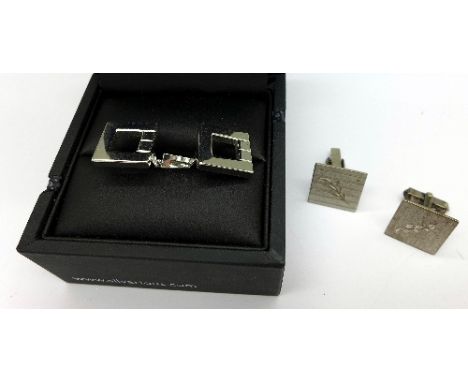 A pair of Dupont cufflinks and a pair of silver cufflinks