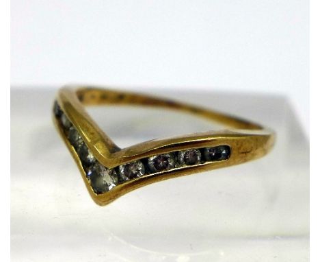 A 9ct gold and diamond ring, weight 1.4g, size J