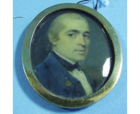 A bust portrait miniature, of a gentleman, 3.5 x 3 cm