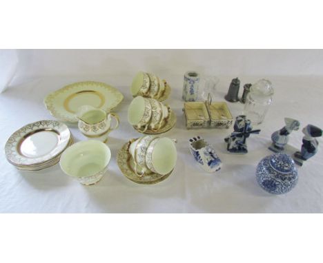 Assorted items inc Imperial part tea service, silver plate & blue and white ceramics etc
