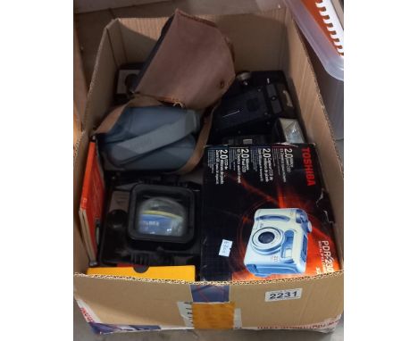 A box of vintage cameras including Polaroid, Soho pilot, Toshiba etc