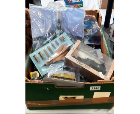 A large box of model military aircraft including sky wings