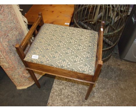 PIANO STOOL