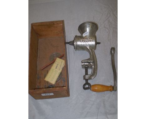 VINTAGE GRINDER