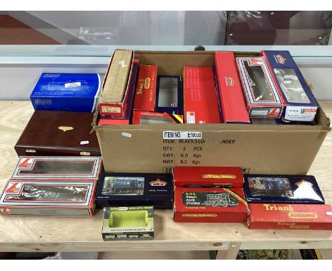A Quantity of Good Empty Locomotive Boxes, Bachmann, Hornby etc, including a Bachmann hinged limited edition example.