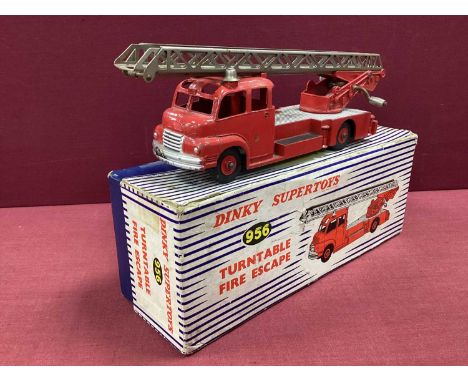 Dinky Toys No 956 Turntable Fire Escape, overall good, some rusting to ladder, boxed, rubbing and tears to box, bottom insert