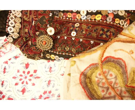 Two boxes of vintage textiles, to include a chenille throw, native tunic with embroidery and button detail, linens, laces, an