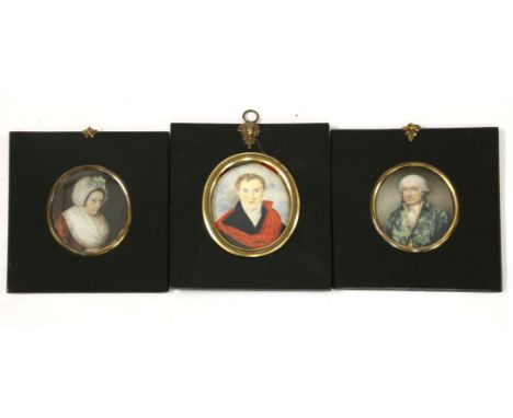 English schoolPORTRAIT OF A GENTLEMAN WEARING A GREEN COATOval miniature 9 x 8cm,with two further miniatures (3)