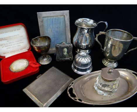 ASSORTED SILVER comprising bellied tankard, twin handled trophy cup, silver egg cup, silver and glass inkwell on stand, sterl