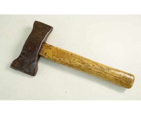 BBC BARGAIN HUNT LOT:&nbsp;VINTAGE WROUGHT IRON LOG AXE, with wood handle, 32cms long Condition: old wear, one end split and 