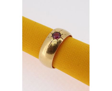 22CT YELLOW GOLD &amp; RUBY GYPSY SET RING, ring size I / J, 6.4gms
