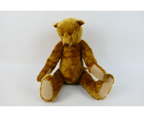 Beares of Mimizan - A golden mohair jointed teddy bear with working growler by Beares of Mimizan. The bear with plastic brown