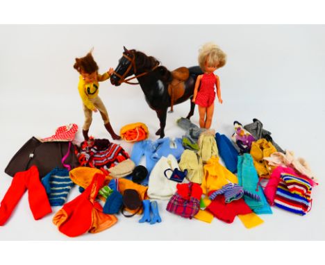 Pedigree - Sindy - Mego - Faerie Glen - 2 x vintage dolls and clothing, one is a 1971-74 Trendy Girl with blonde hair and dam