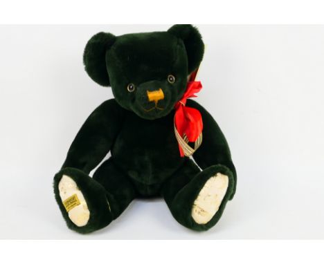 Merrythought - A limited edition Merrythought 'Holly' bear - Bear is limited edition number 2 of 10. Bear comes with maker sw