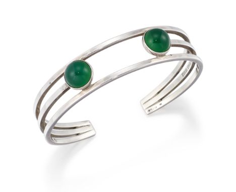 NIELS ERIK FROM - A DANISH SILVER CHRYSOPRASE BANGLE, two round cabochon chrysoprase to a tapering split bangle, maker's mark