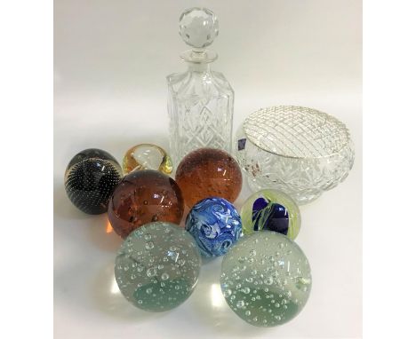SELECTION OF GLASSWAREincluding an Edinburgh Crystal rose bowl, square spirit decanter and stopper, and eight assorted paper 