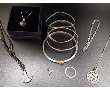 SELECTION OF SILVER JEWELLERYcomprising a Pandora Sparkling Family Tree necklace on long silver chain; a Funky Flower heart s