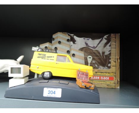 An alarm clock Only Fools and Horses with box