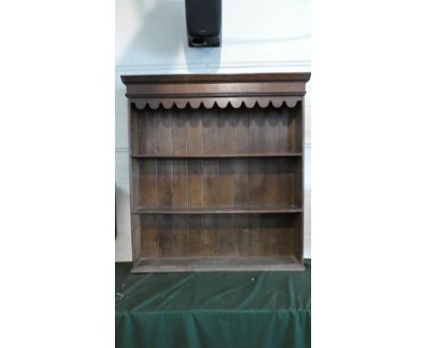 An Oak Dresser Two Shelf Plate Rack with Moulded Cornice, 121cm Wide