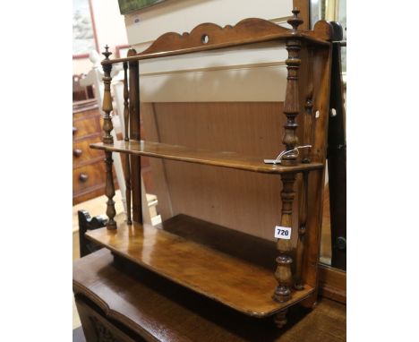 A Victorian wall shelf, W.71cm