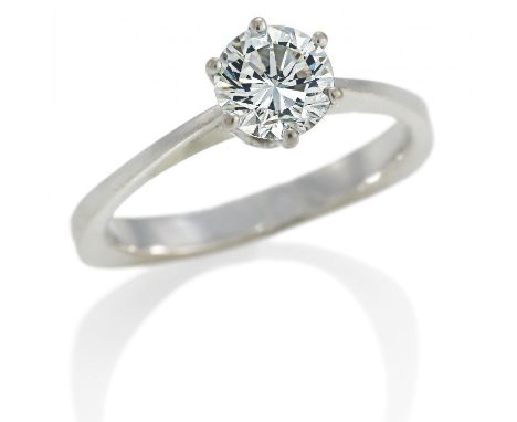 KERN, RENÉSolitaire-Ring. Germany, ca. 1970. 750/- white gold, total weight: 5.0g. EU-RM: 57. 1 brilliant 1.085ct, E/ IF, cut