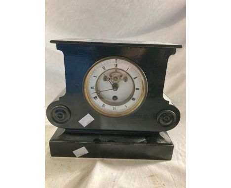 An Ebonised mantle clock (no key) a selection of bottles and decanters with 3 pewter tankards, two large brass hinges, a 4' b